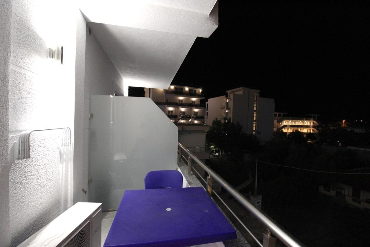 Hotel Villa Adrian Ksamil Exterior photo
